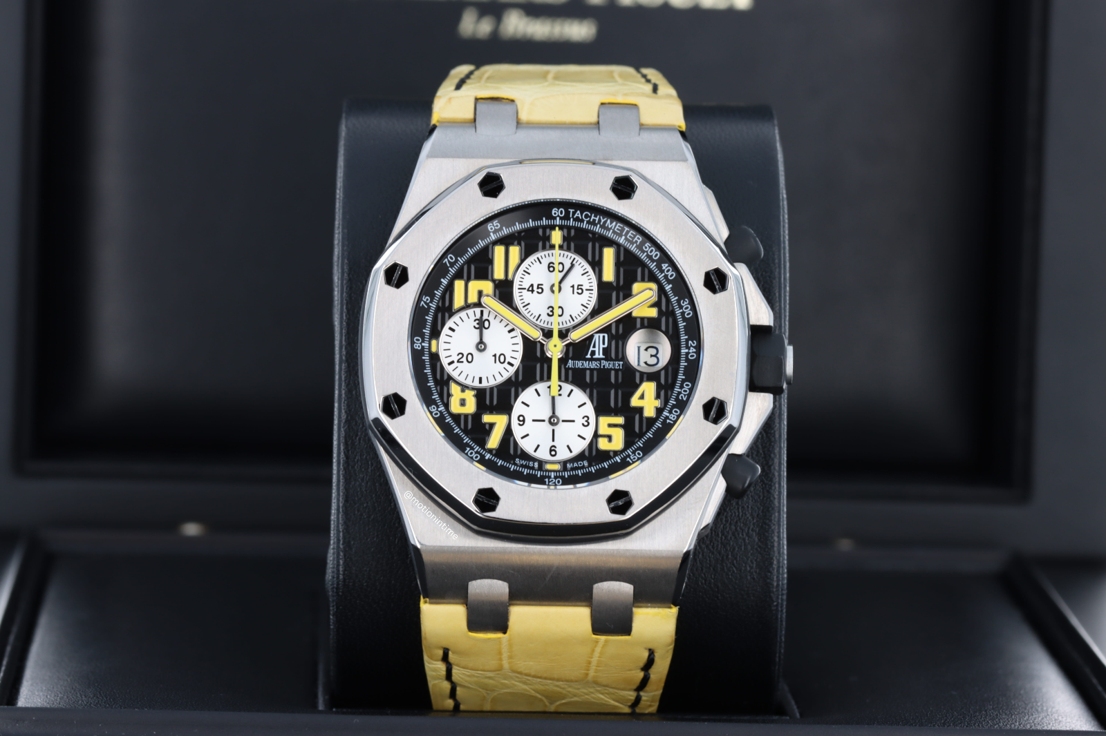 APOLLO APOLLO Beach Commander, 26 In., Single Speed Cruiser Bike