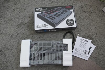Akai Professional MPK Mini MK III 25-key Keyboard Controller - Grey OPEN BOX