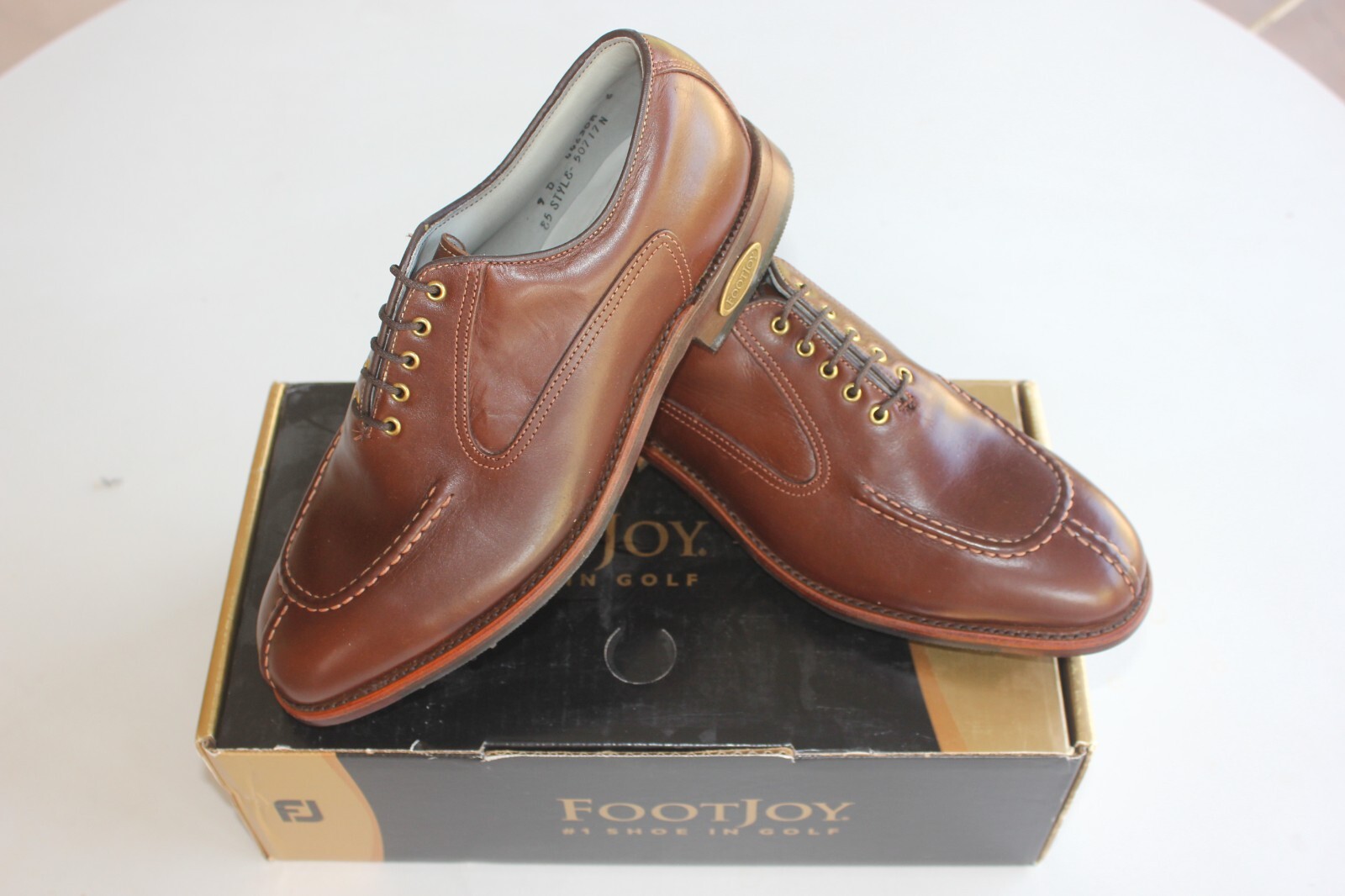 New Footjoy Classics Dry Premiere Men's 9D 50717 Brown Golf New Footjoy Classics Dry Premiere Men's 9D 50717 Brown Golf