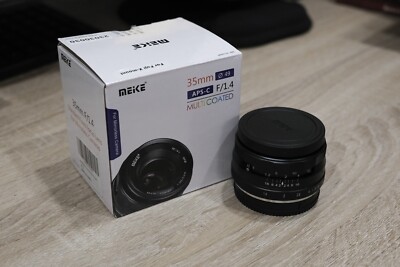 Meike 35mm F/1.4 Lens For Fuji X-mount Open Box