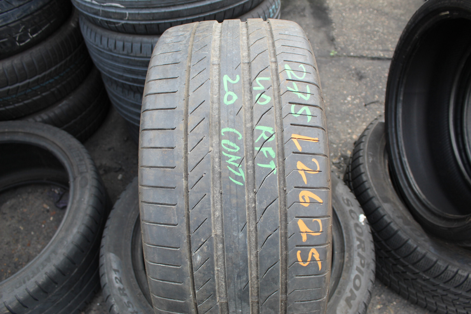275 40 20 Continental, CSC 5, RunFlat, 106W, x1 Tyre 6.0mm (F1_tyres) L2625