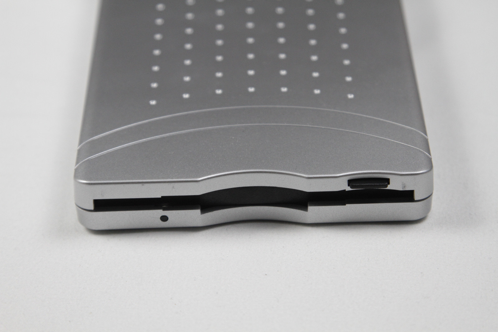 DYNEX USB EXTERNAL FLOPPY DISK DRIVE FOR 3.5