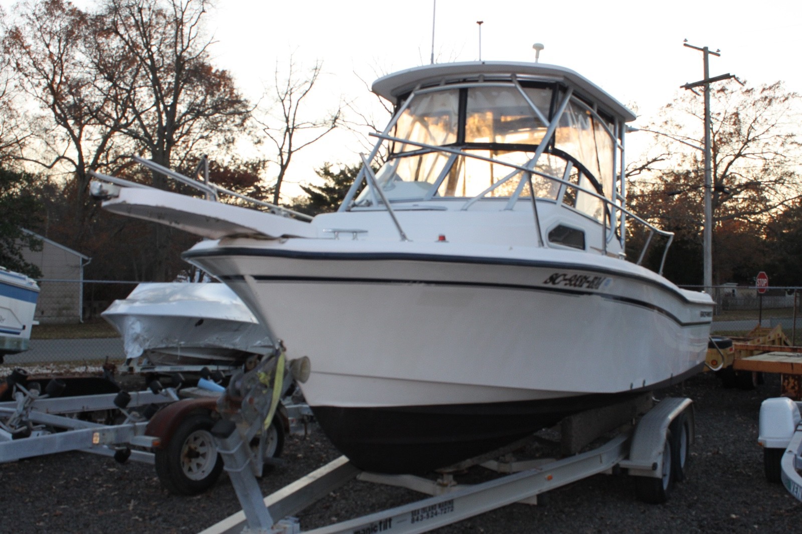 2001 Grady White Seafarer 228 walkaround boat Clean Title LOW RESERVE fishing 01