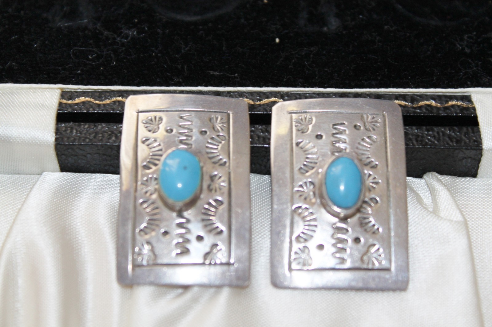 VINTAGE STERLING SILVER Turquoise Enamel SOUTHWESTERN Clip on STATEMENT Earrings