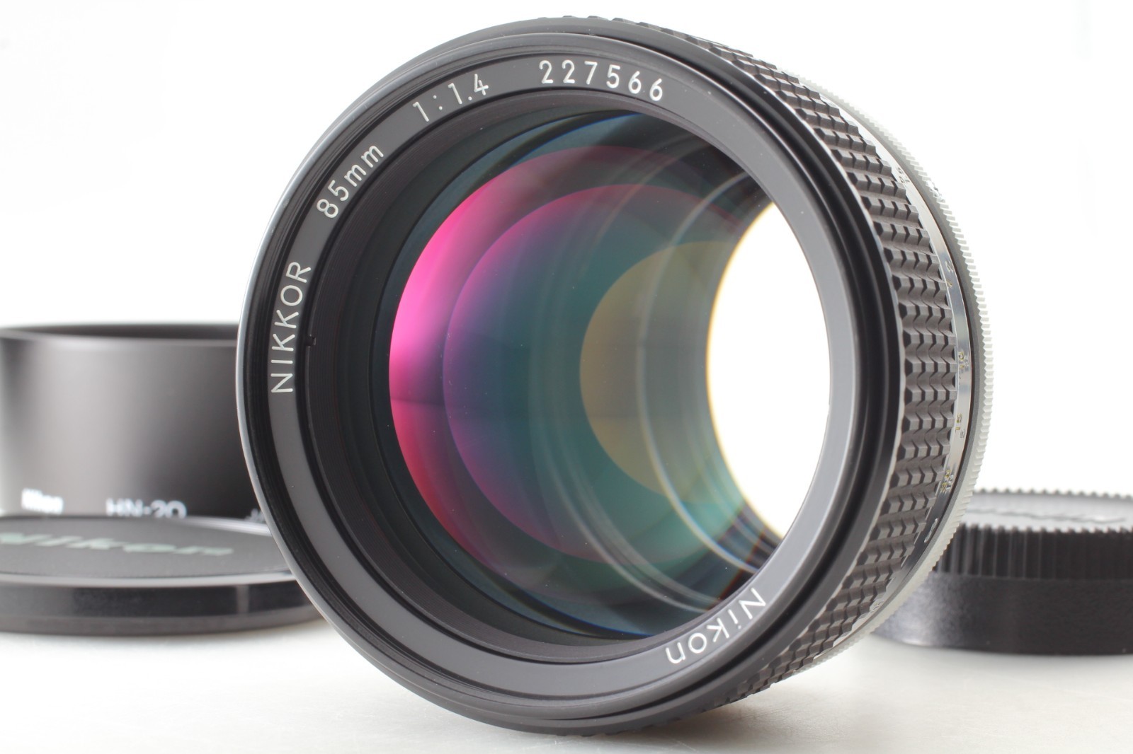 Mint】 Nikon Ai-s Ais Nikkor 85mm f/1.4 MF Portrait Lens