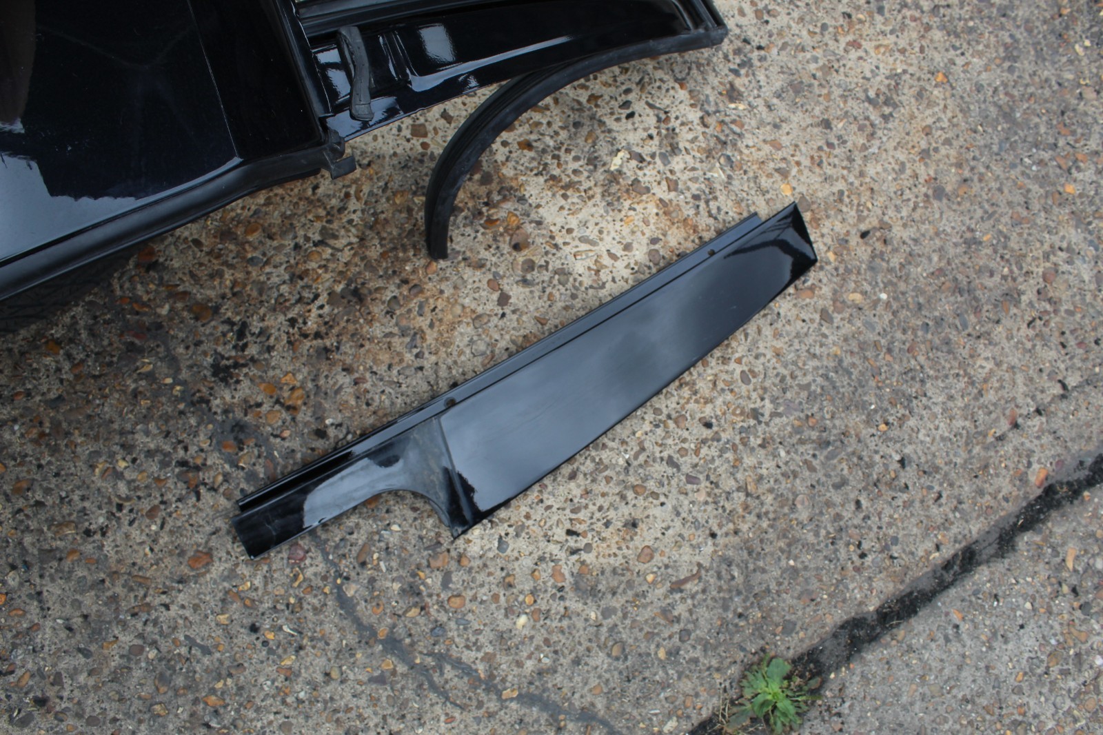 BMW X6 G06 2019-2023 Rear Right Drivers Side Door 4Dr Coupe BLACK 41008497452
