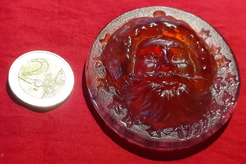 Daum Pendentif Bijoux En PÃ¢Te De Verre Santa Claus PÃ¨Re NoÃ©L 1997 NÂ°726/2