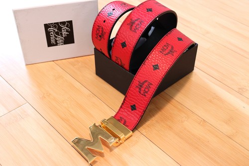 NWT MCM Red/Black Reverse Belt Gold Buckle 95/38 32-34 Waist