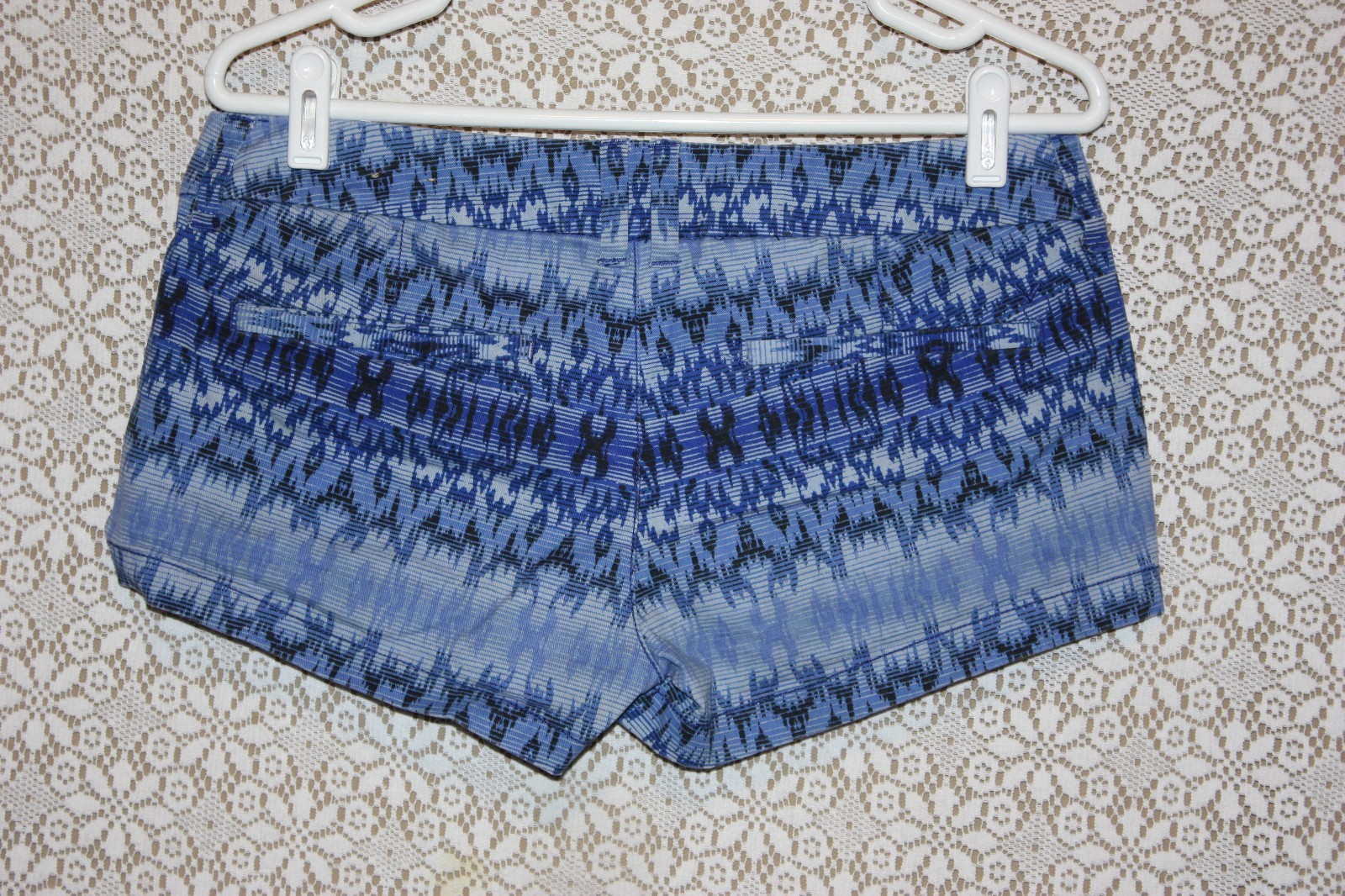 Womens AE American Eagle Sz 6 Stretch Shortie Mini Shorts Blue Patterned 32X2.5