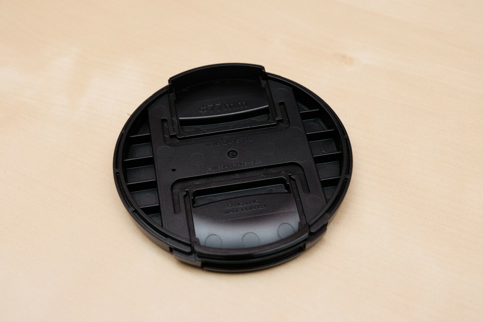 Authentic  Canon Lens Hood EW-83N for RF 24-105mm F/4 L (W/ LENS/BODY DUST CAPS)