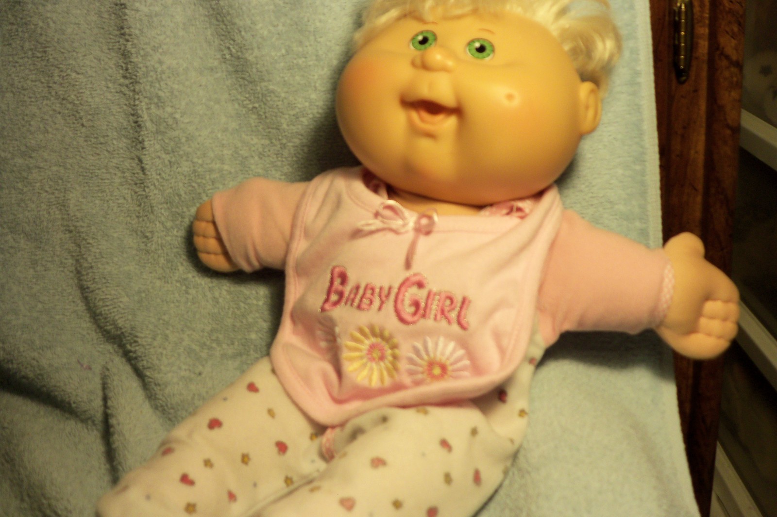 Cabbage patch Baby,Dressed in Pink w/ Bib!! Pics!!