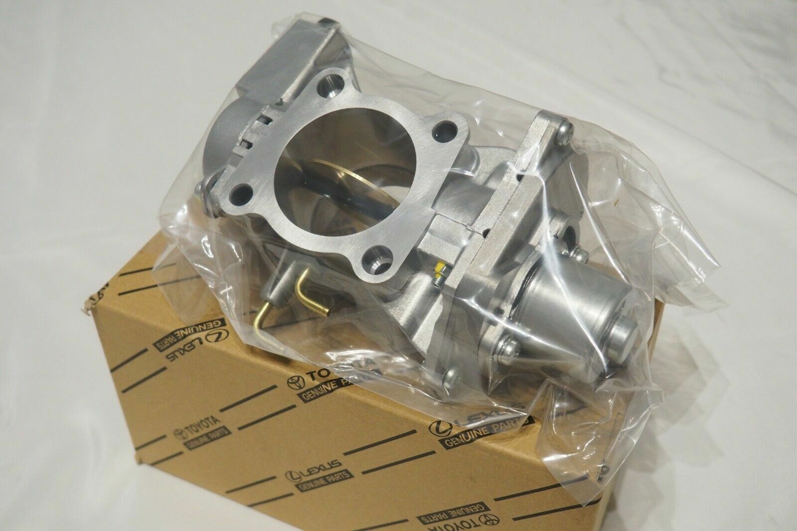 はるタロー Genuine Toyota 26100-26010 Body Assembly, Diesel Throttle | eBay