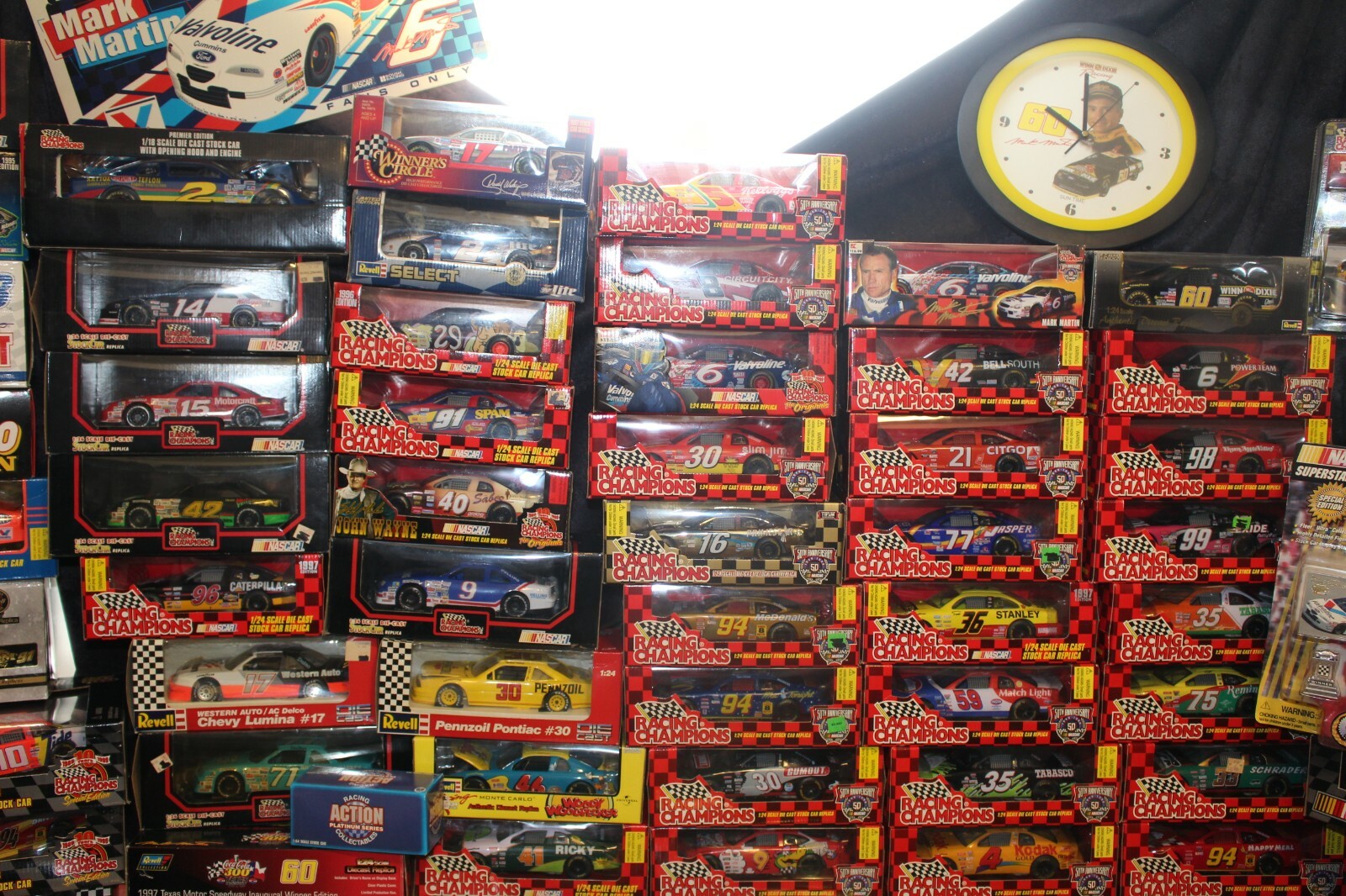 HUGE 245 PC 20 Year NASCAR Collector's 1990's-2000's Diecast Memorabilia Car Lot