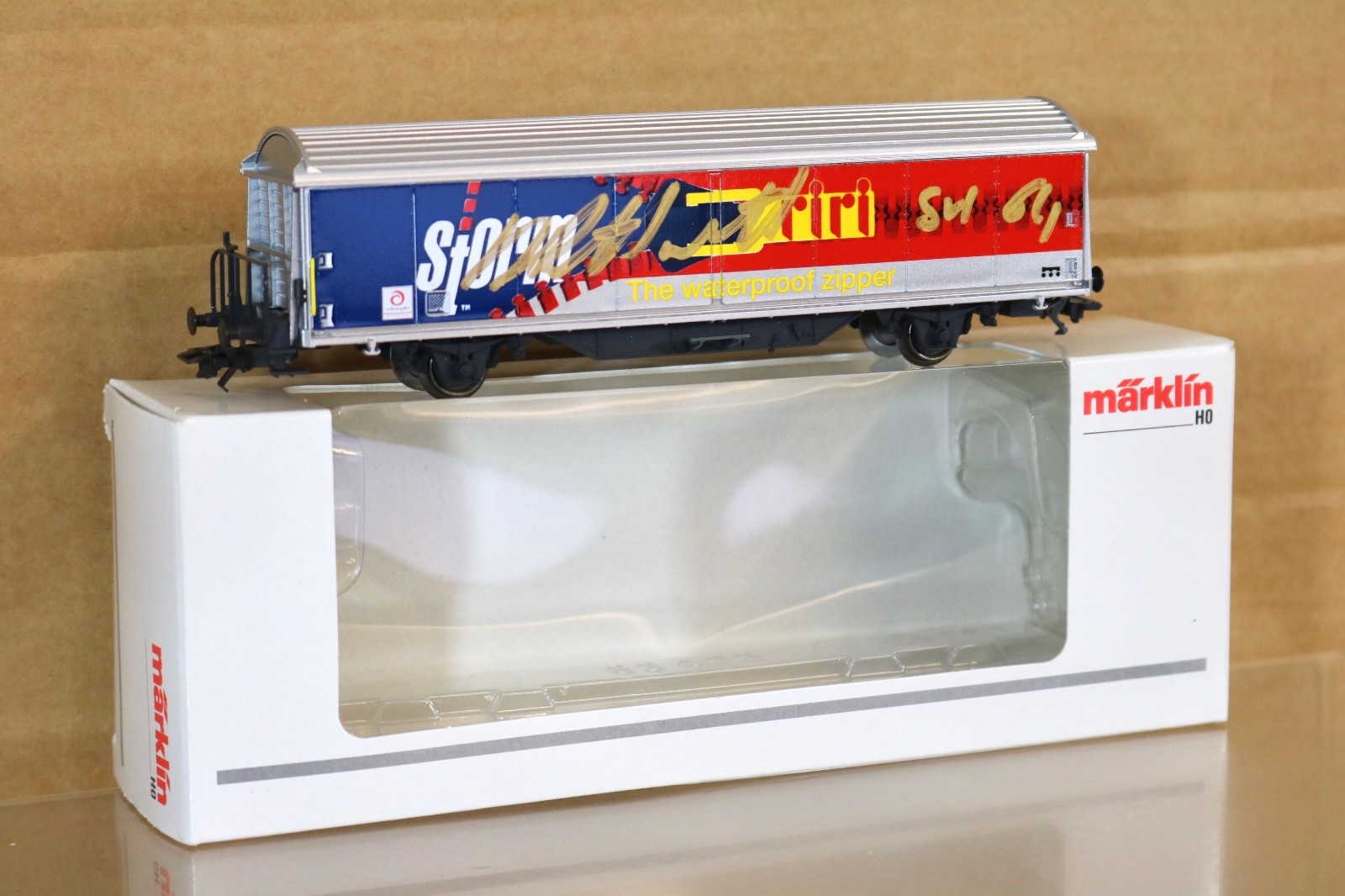 MARKLIN MäRKLIN M0137 AUTOGRAPH SIGNED RIRI STORM ZIPPER