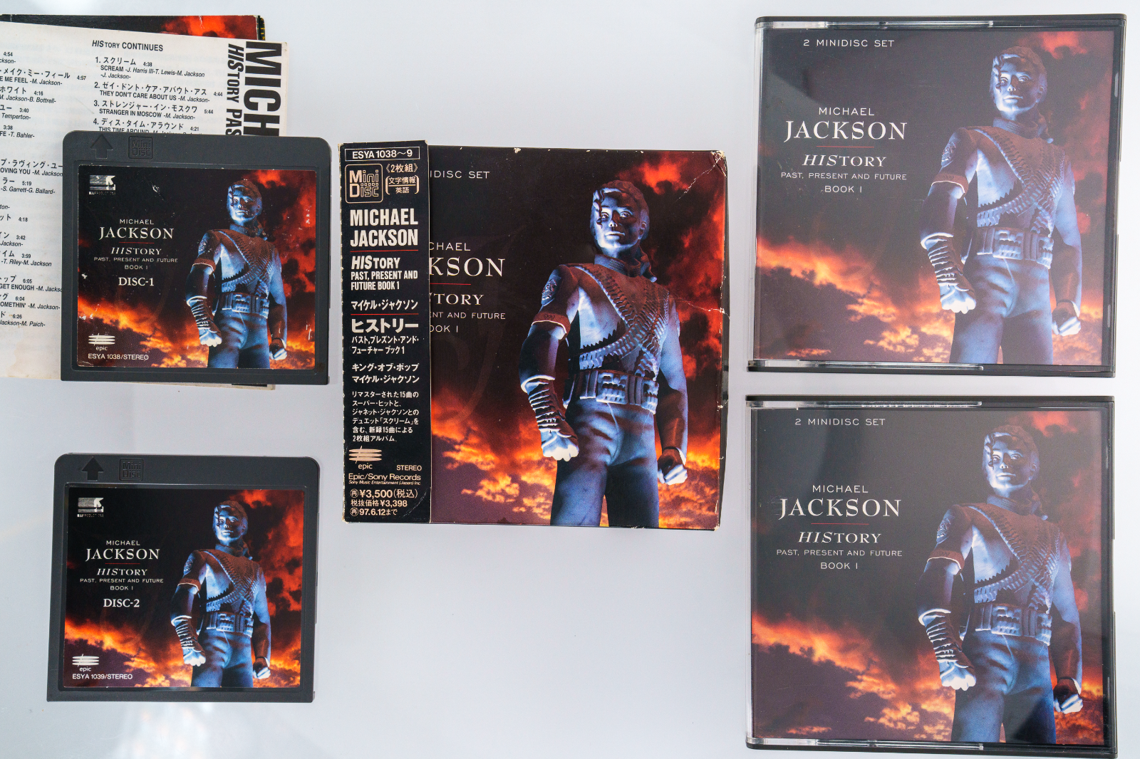 Michael　Jackson DVDコレクターズボックス MICHAEL JACKSON THE ULTIMATE COLLECTION DVD Set Trunk Case