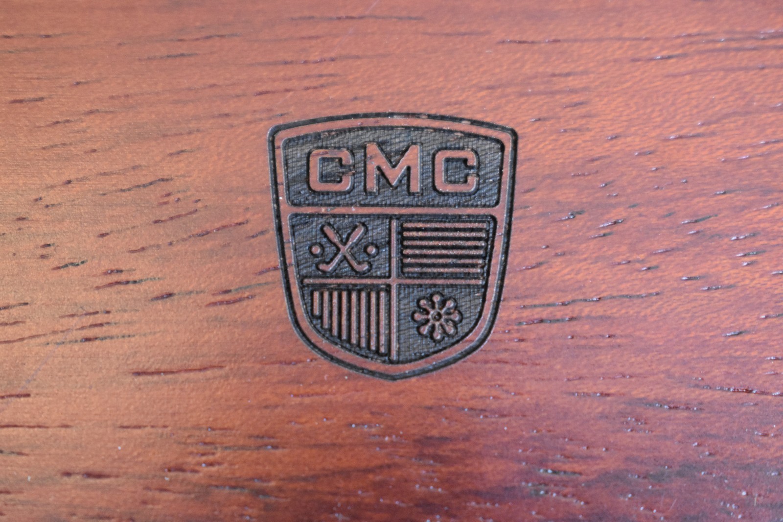 Sale Nice Wine Glass Charms from Valero Texas Open for children Nice Wood case