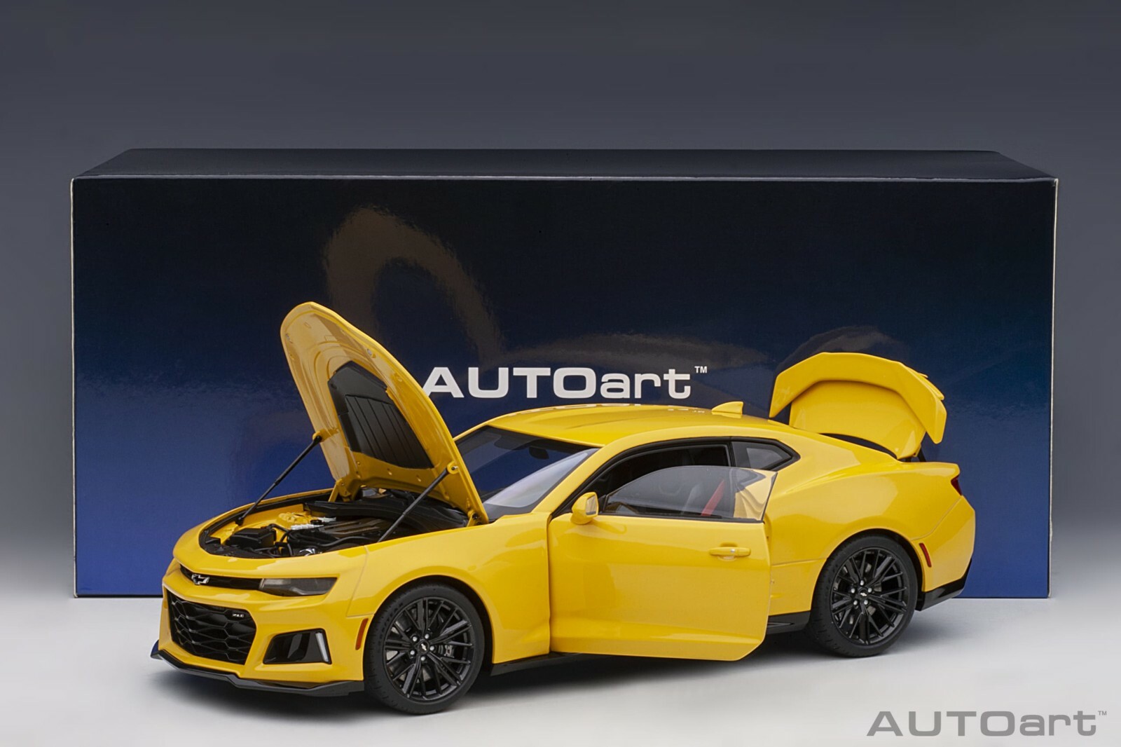 Autoart Chevrolet Camaro ZL1 2017 Bright Yellow in 1/18