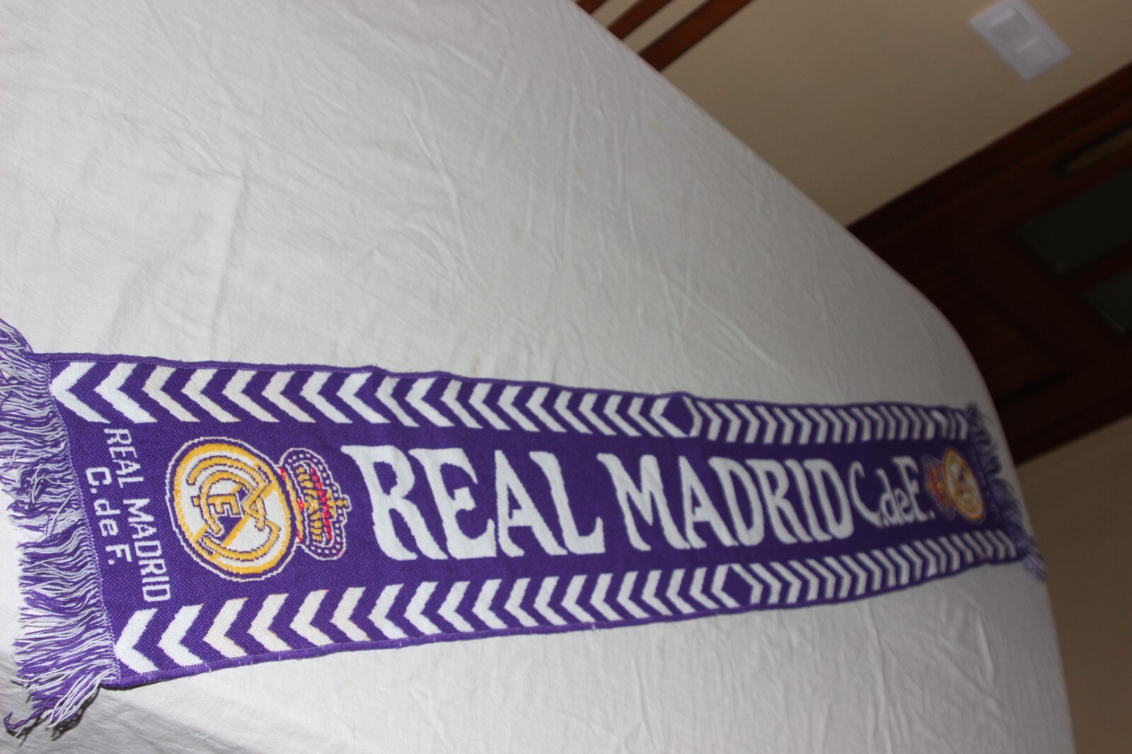 【vintage Real Madrid football scarf】 Official Vintage Real Madrid Football Scarf | eBay