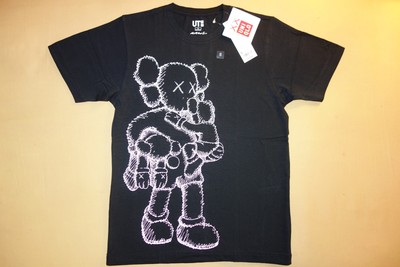 Pre-owned Uniqlo Kaws X  Ut 2016 Short Sleeve Graphic T-shirt "clean Slate" Black In Gray
