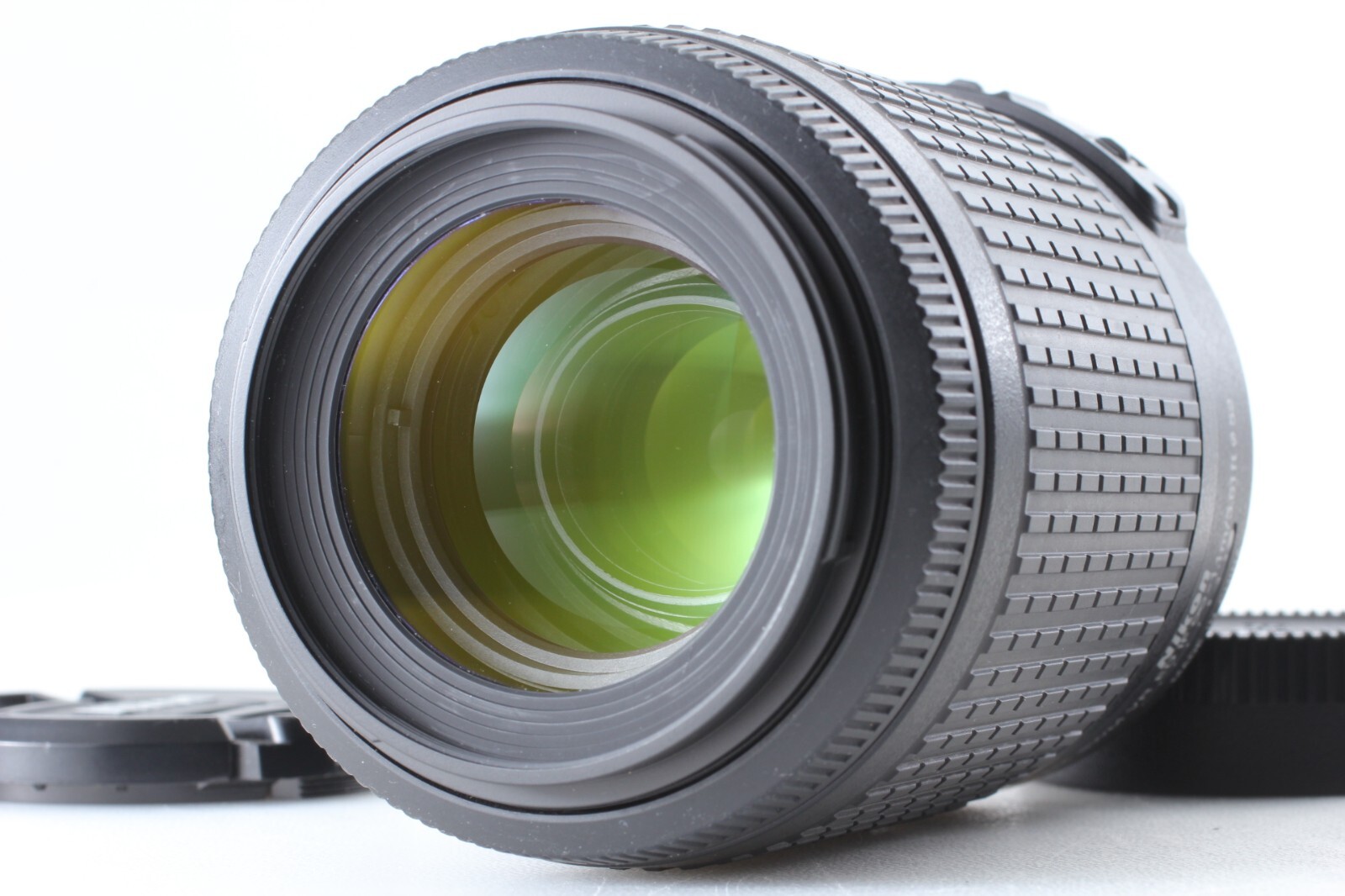 Nikon AF-S DX VR Zoom Nikkor 55-200mm F/4-5.6 G IF ED Lens