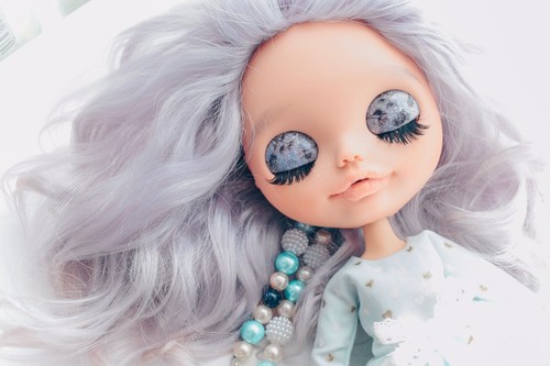 Blythe doll