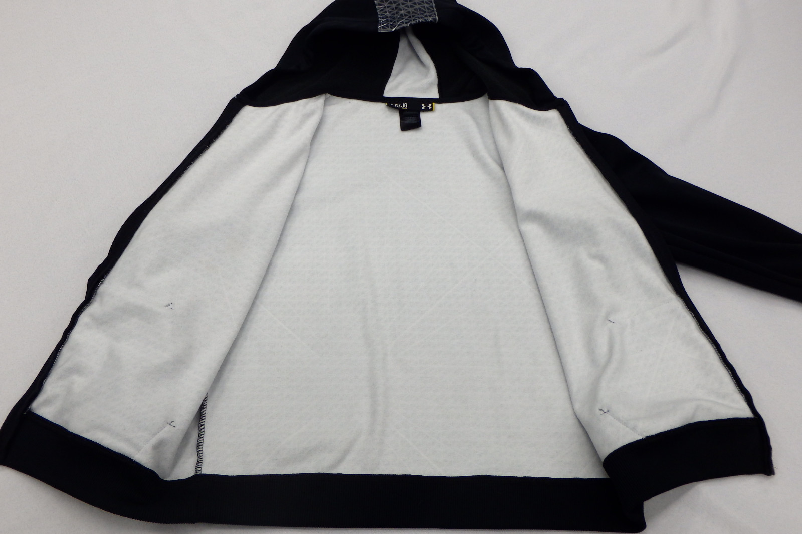 Youth large Under Armour black shatter fleece lined hooded sweatshirt hoodie