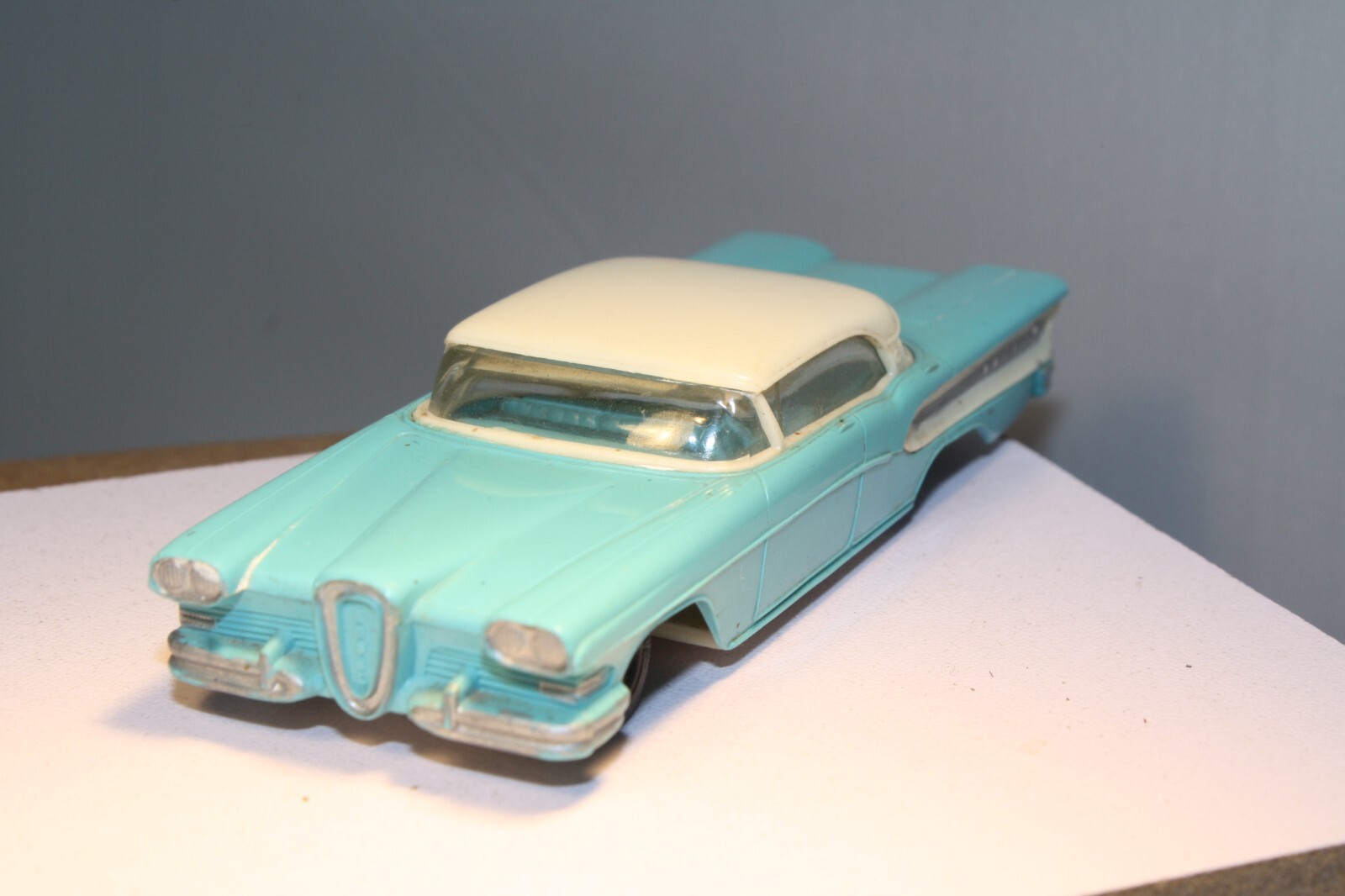 エドセル ディーラー展示用ミニカー FORD EDSEL