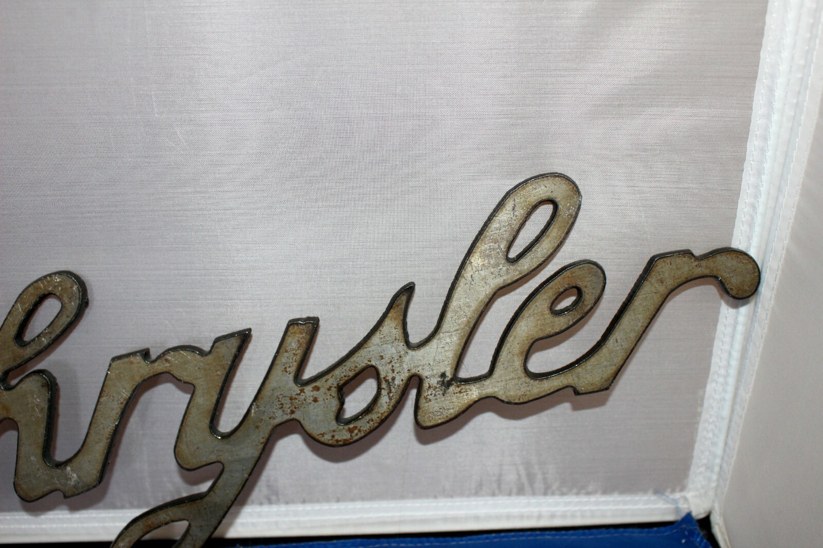 VINTAGE CHRYSLER METAL SCRIPT EMBLEM SIGN, CAR AUTO, MARINE BOAT