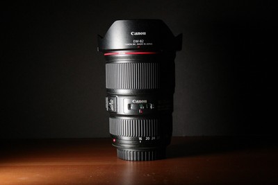 Canon EF 16-35mm f/4L IS USM Lens
