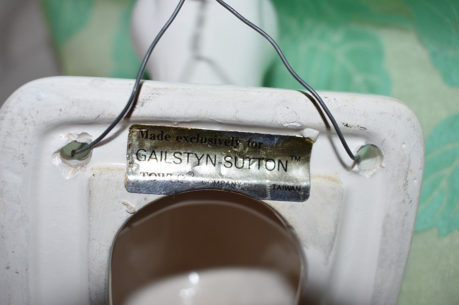 GOOSE Duck Head Shaped Hanging Hook made for Gailstyn-Sutton by Towco Co.