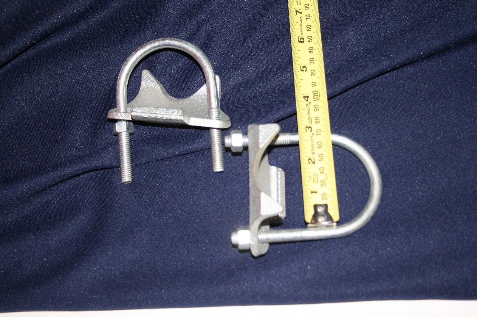 U-Bolt w/Right Angle Curved Saddle Clamp for Rigid Conduit Pipe 2