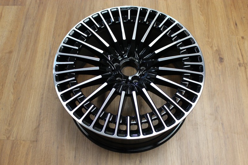 Original Mercedes Amg Felge In 9,5x21zoll Et41,5 5x112 A2974011500 Eqs V297 W297