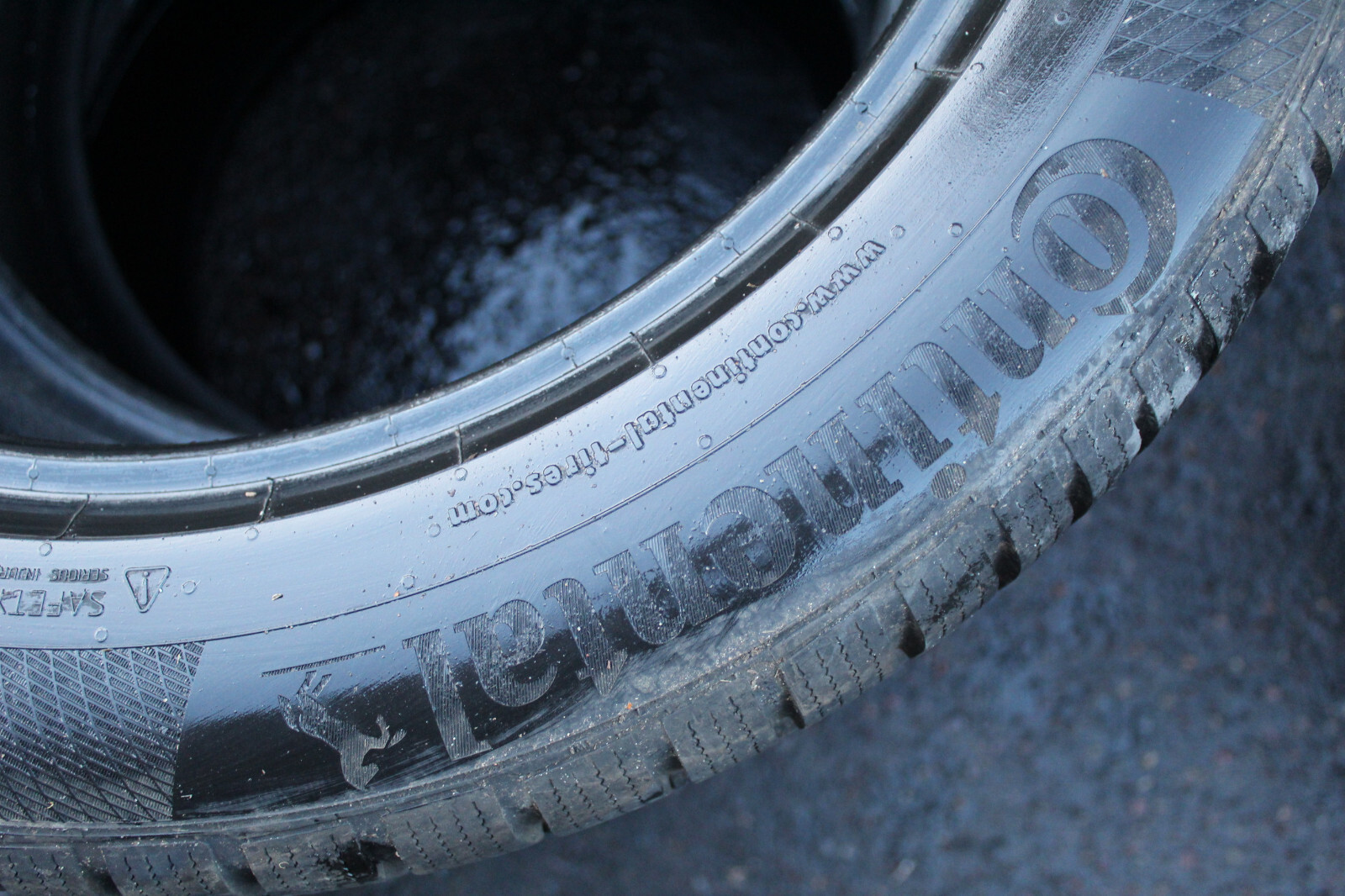 255 50 19 Continental, Winter, M+S, 103T, x2 A Pair 5.5mm (F1_tyres) L1843