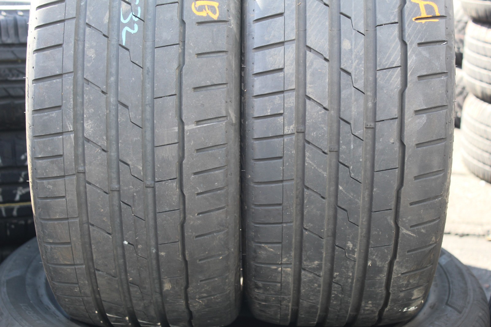 235 40 19 Hankook, Ventus S1 Evo 3, 96W, x2 A Pair 6.0mm (F1_tyres) L3796
