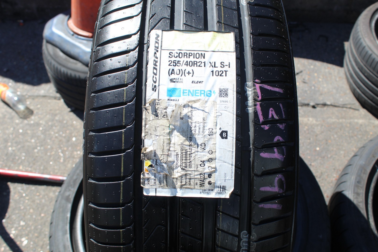 New 255 40 21 Pirelli, Scorpion, AO, EV XL, 102T x1 Single Tyre (F1_tyres) L3991