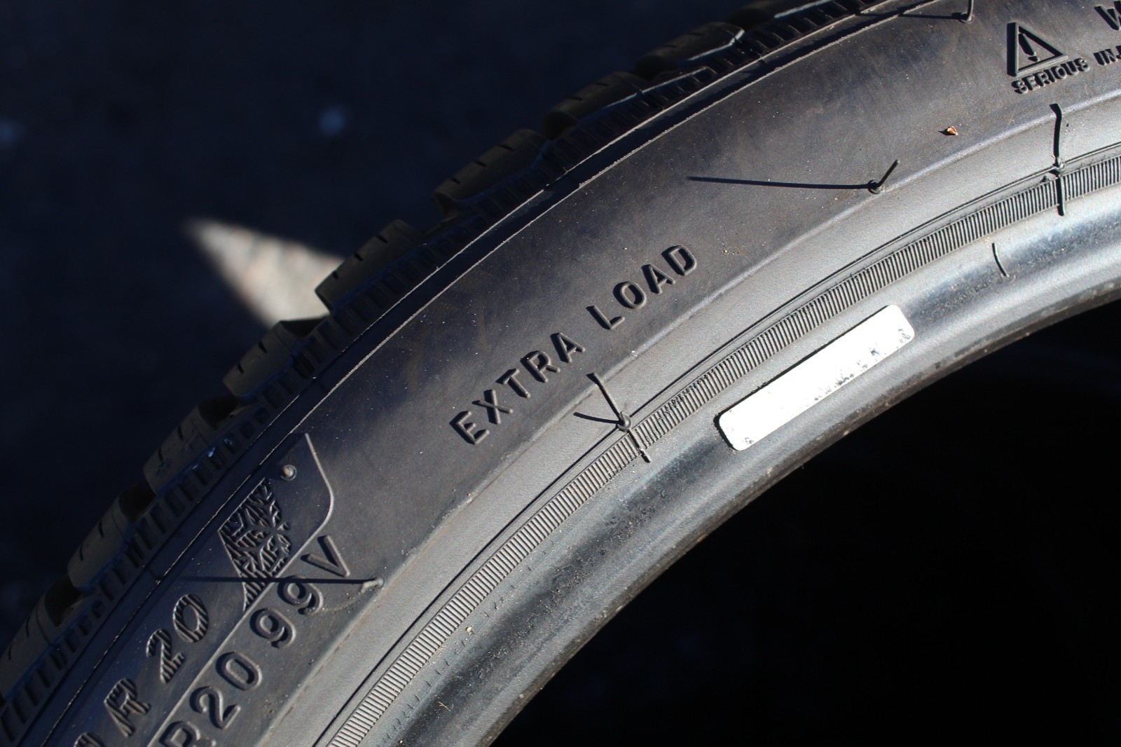 285 30 20 Michelin, Winter, XL, M+S, 99V, x2 A Pair 6.5mm (F1_tyres) L3848