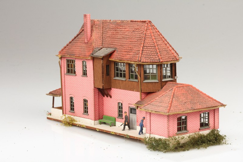 H0 Faller 120116 Stellwerk Lasercut,Licht,Figuren 7x20,5 Cm Schmutz/Kratz/MÃ¤Ngel