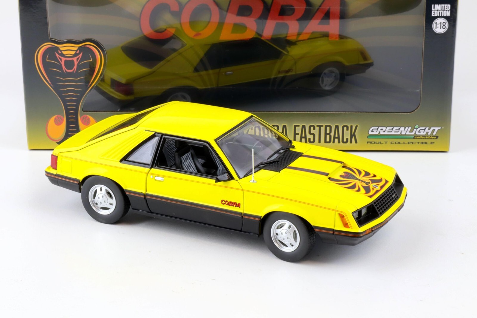 80's FORD COBRAレーシングジャケット　イエロー　黄色　usa製 80's FORD COBRAレーシングジャケット イエロー 黄色 usa製