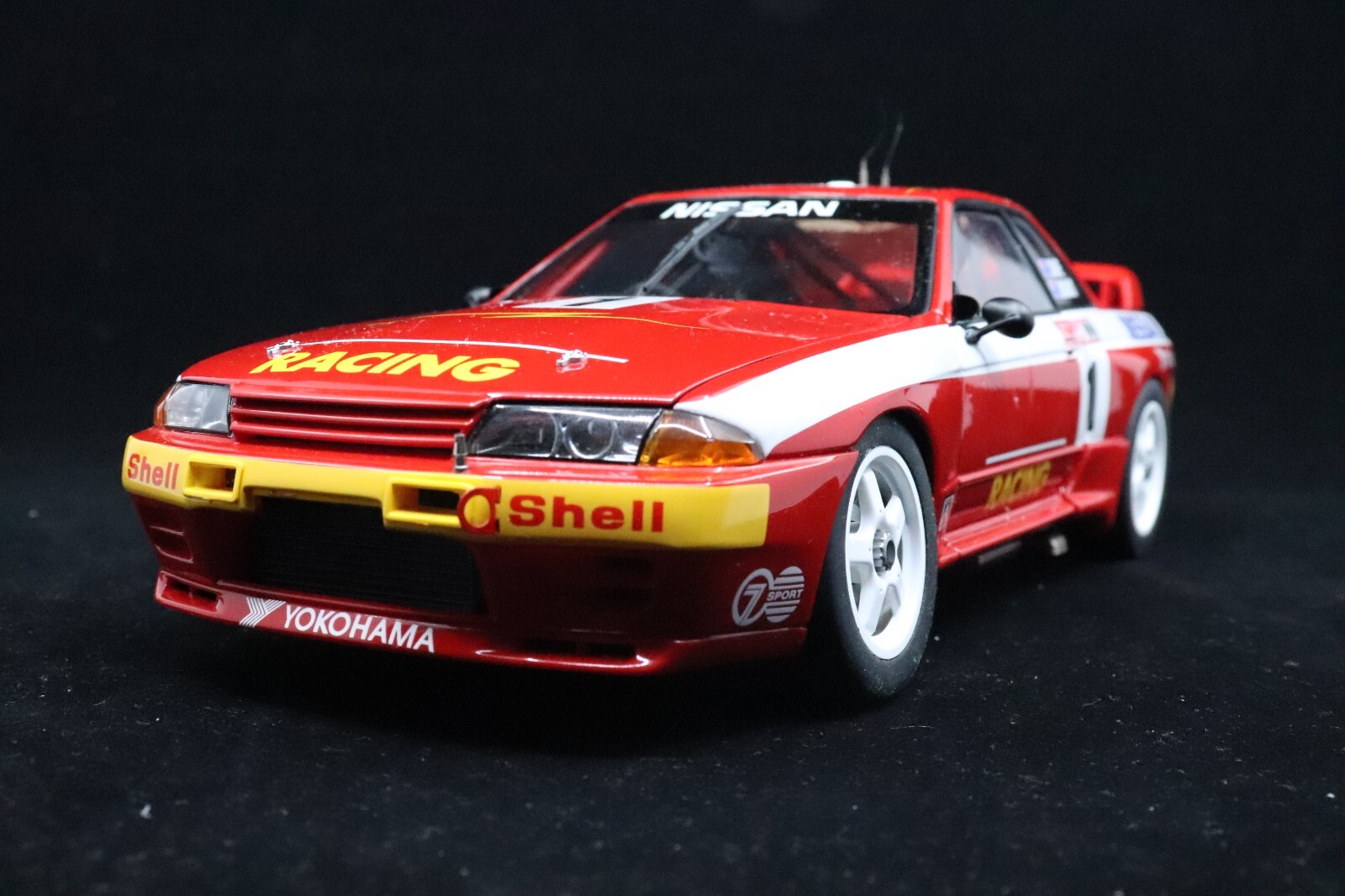 オートアート　R32 Amazon | AUTOart 1/18 日産 スカイライン GT-R (R32) V-Spec II