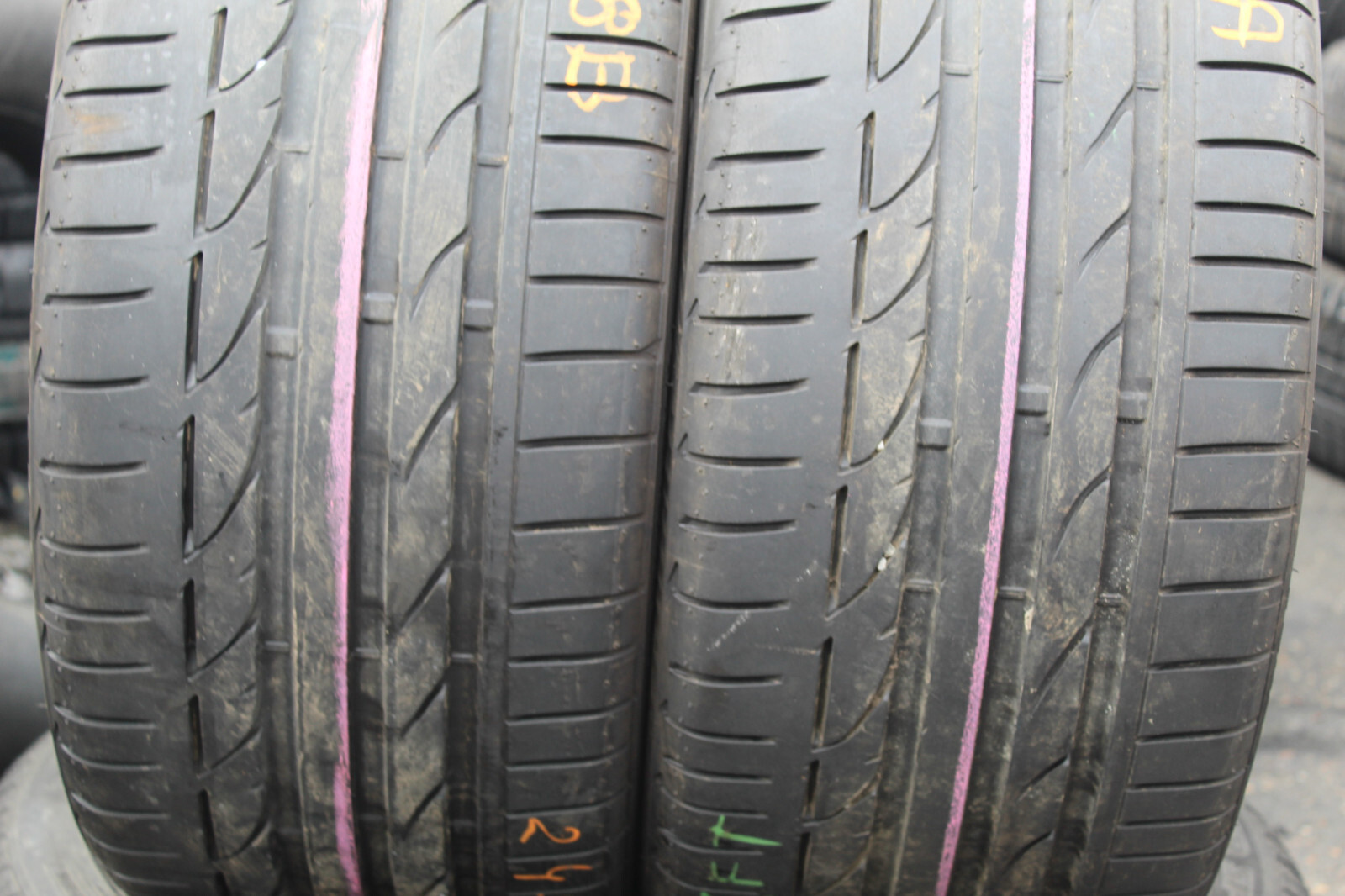 245 35 18 Bridgestone, RunFlat, Star, 88Y, x2 A Pair 6.7mm (F1_tyres) L3488