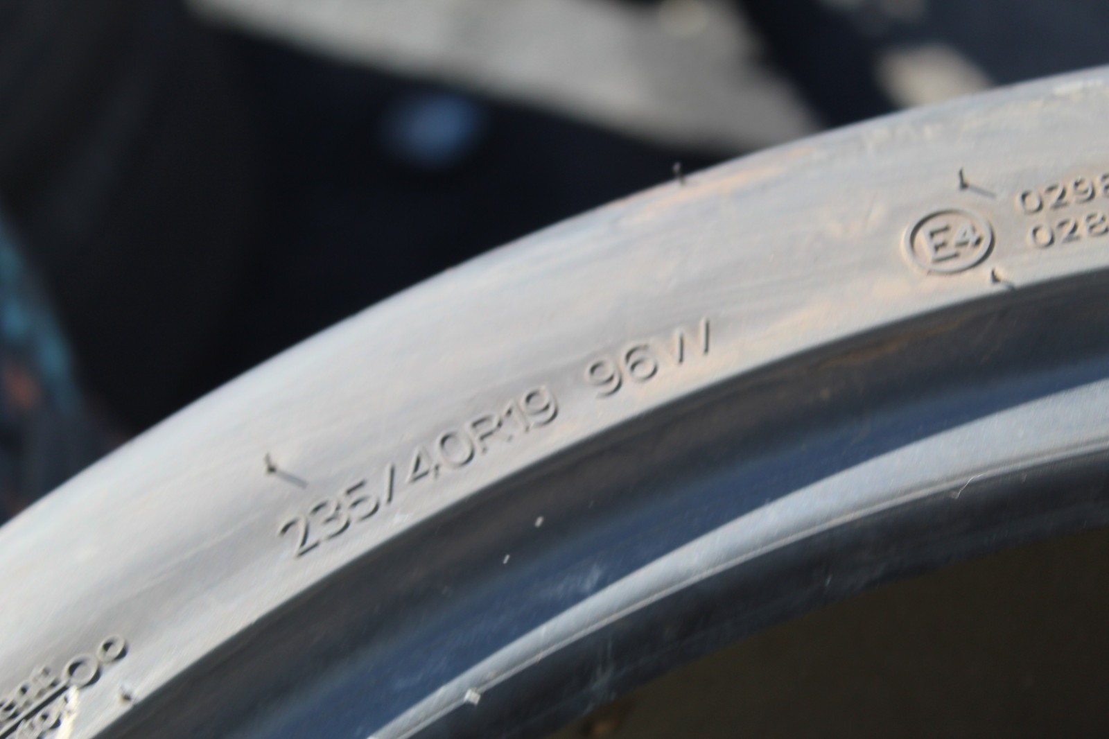 235 40 19 Hankook, Ventus S1 Evo 3, 96W, x2 A Pair 6.0mm (F1_tyres) L3796