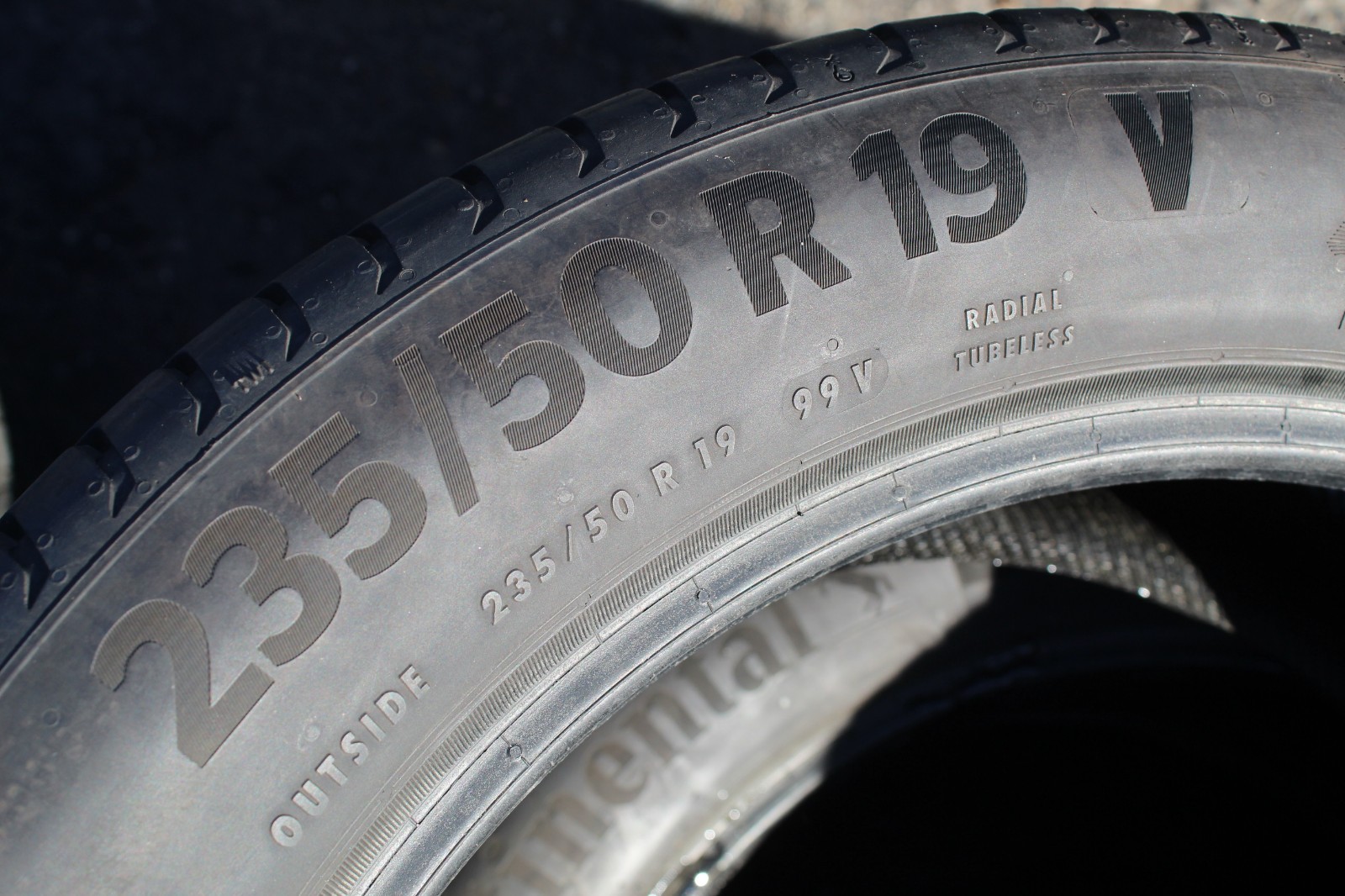 235 50 19 Continental, PC 6, VOL, 99V, x2 A Pair 6.8mm (F1_tyres) L3847