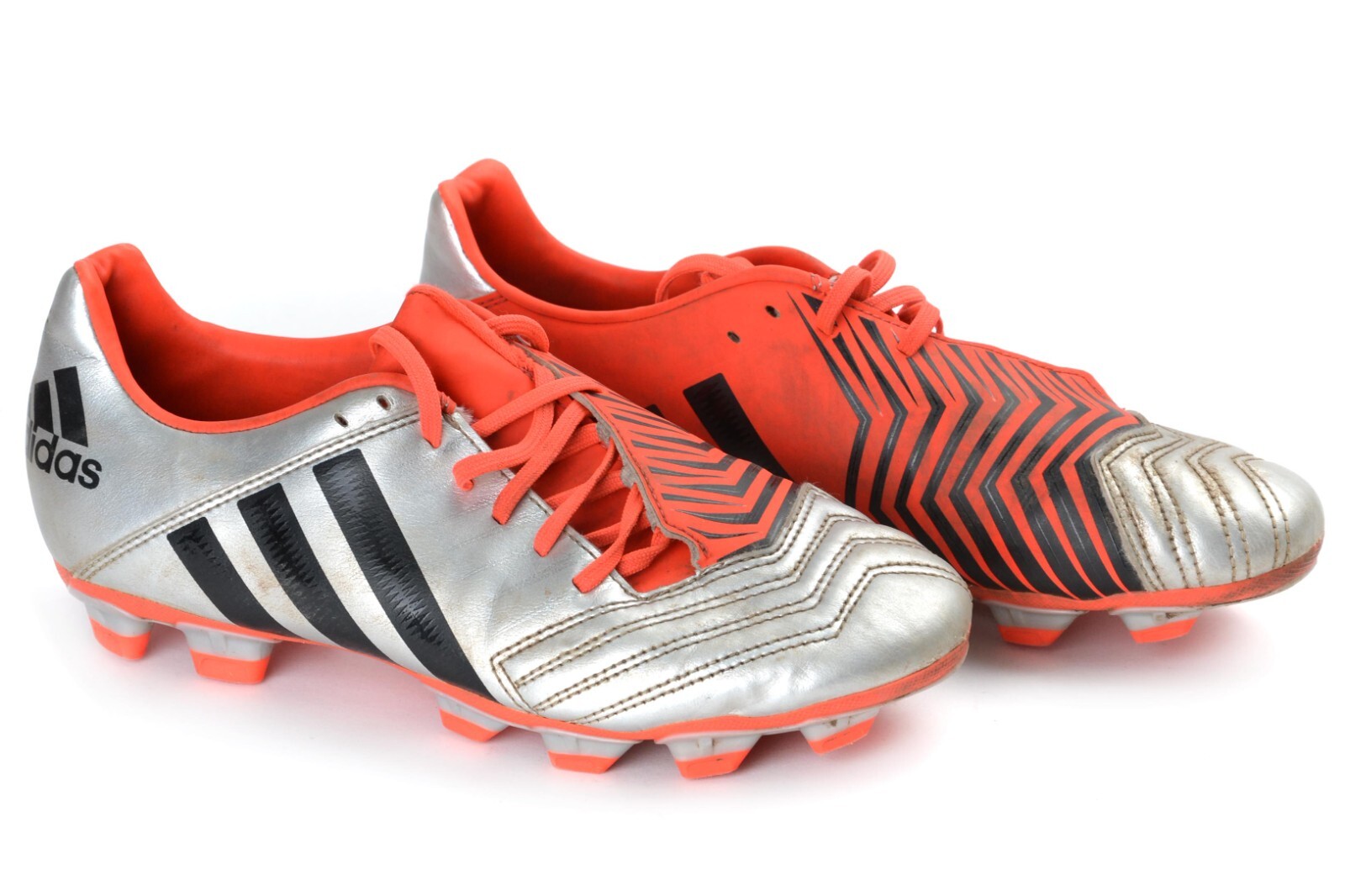 アディダスラグビーpredator incurza rugby boots Adidas Predator Incurza II (mid-tier) – Platinum Boots