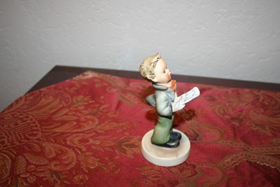 Vintage Authentic German Hummel Goebel Figurine Boy Singing dating 1999