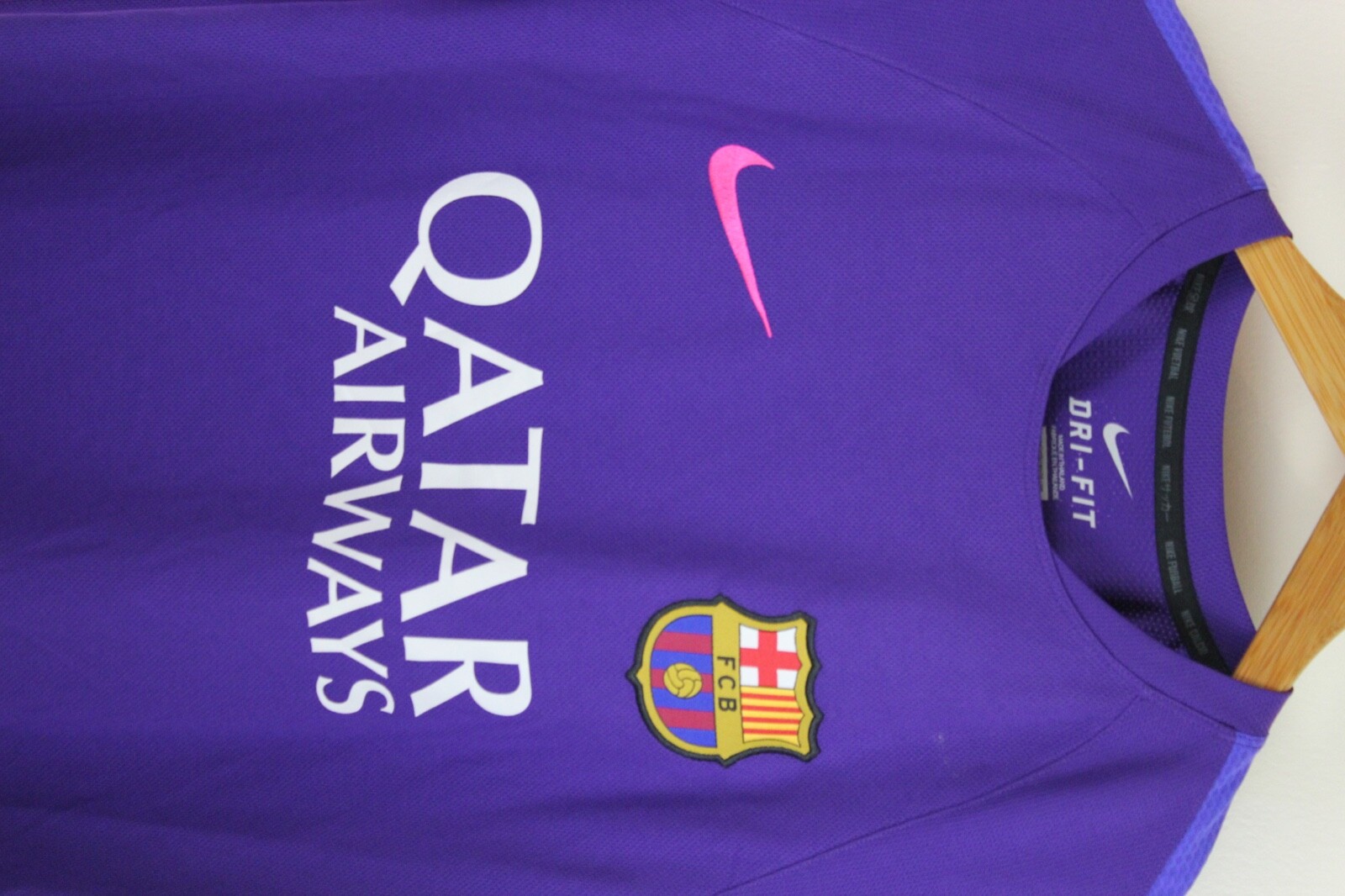 Barcelona Soccer Jersey Nike Dri Fit Men's XL Pink Purple Away La Liga Rare FC