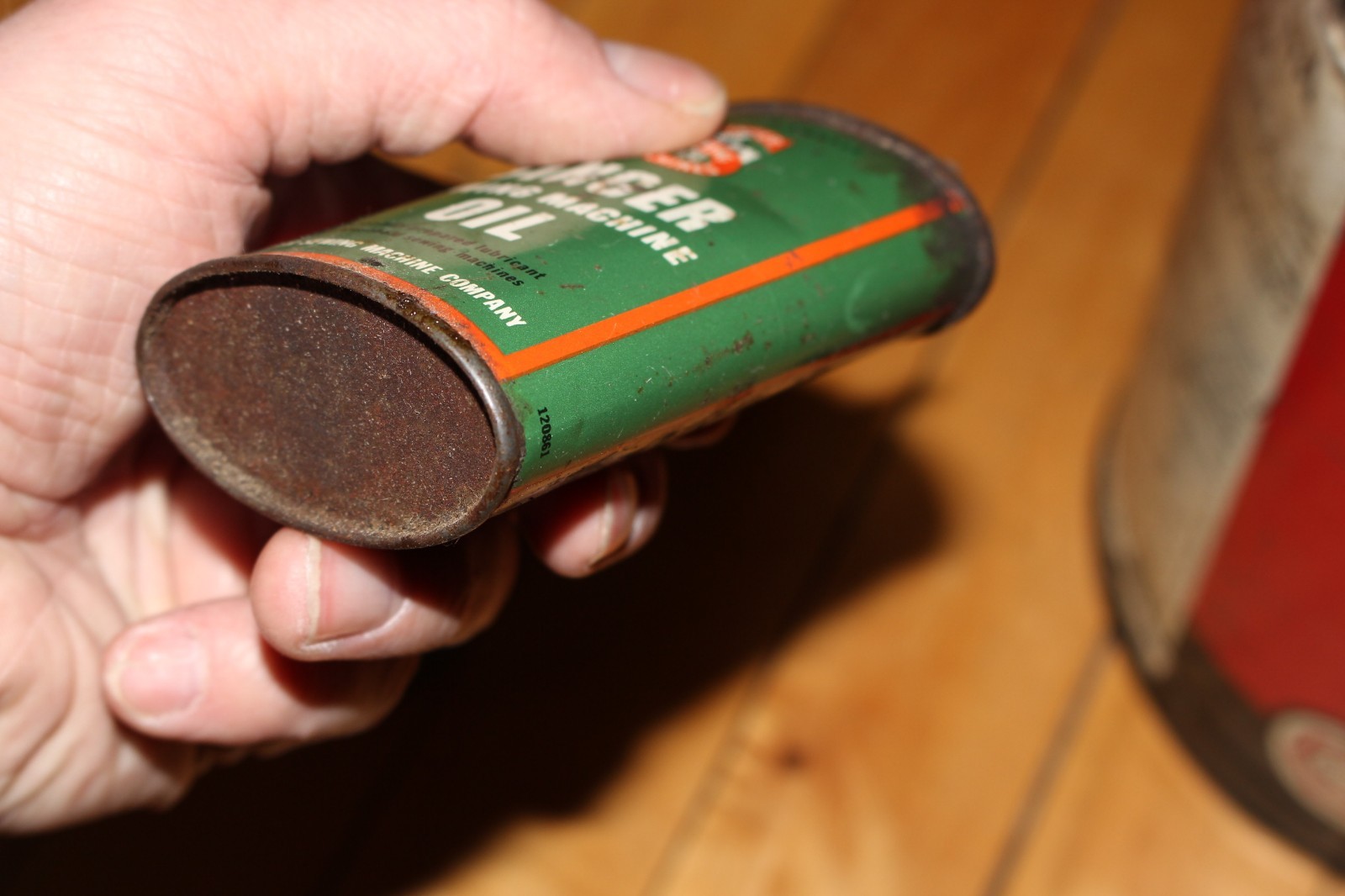 Vintage Singer Sewing Machine Oil Can 3 fl oz