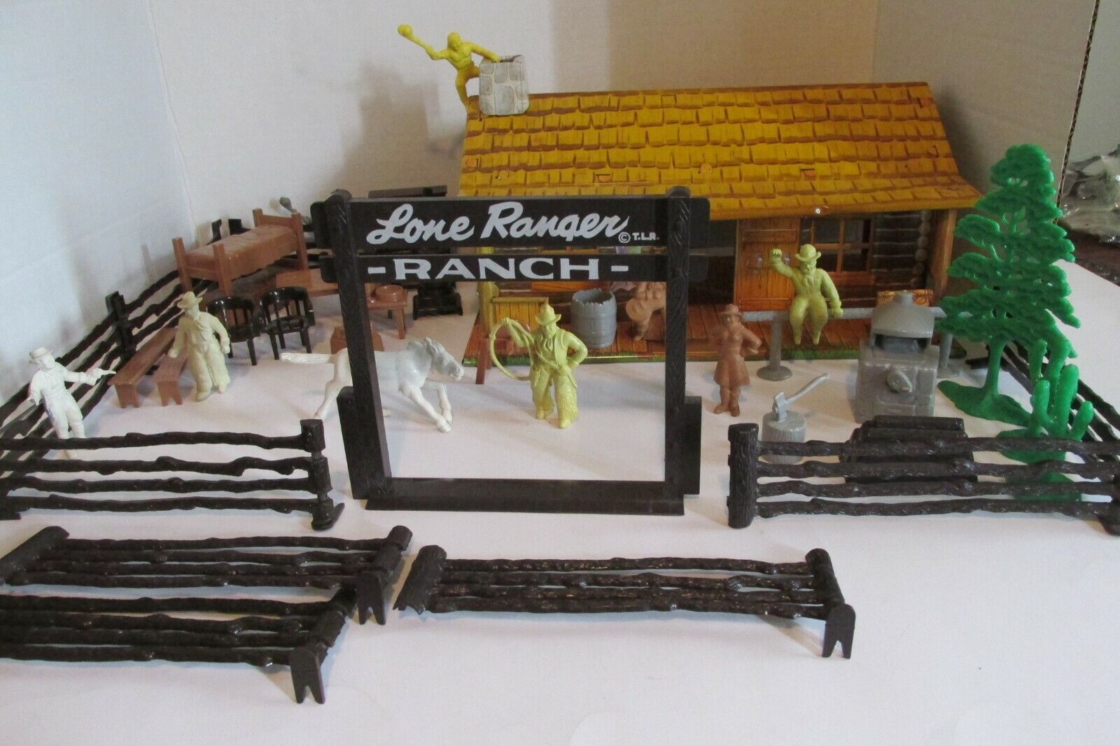 Vintage Marx Early 1950's Western Ranch Playset w/ Lots of Accessories!