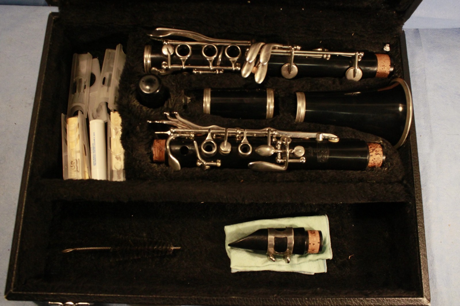 Bundy - Resonite Clarinet by Selmer - Model 577