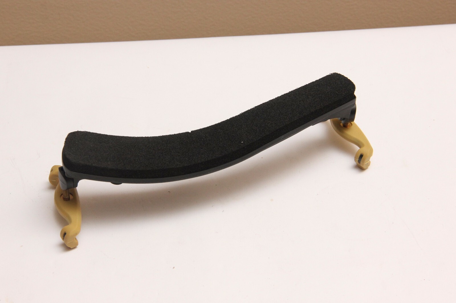 Kun 4/4 Violin Shoulder Rest In Very Good Condition