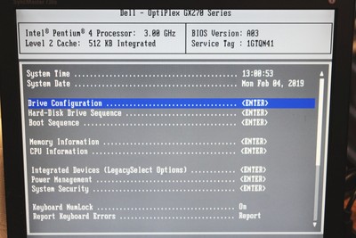 Vintage Dell Optiplex GX270 3.0ghz Pentium 4 160gb 512mb Windows XP Desktop